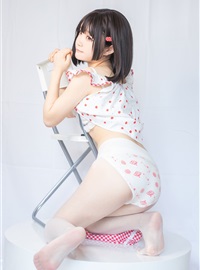 神沢永莉 - 粉色格子裙(8)